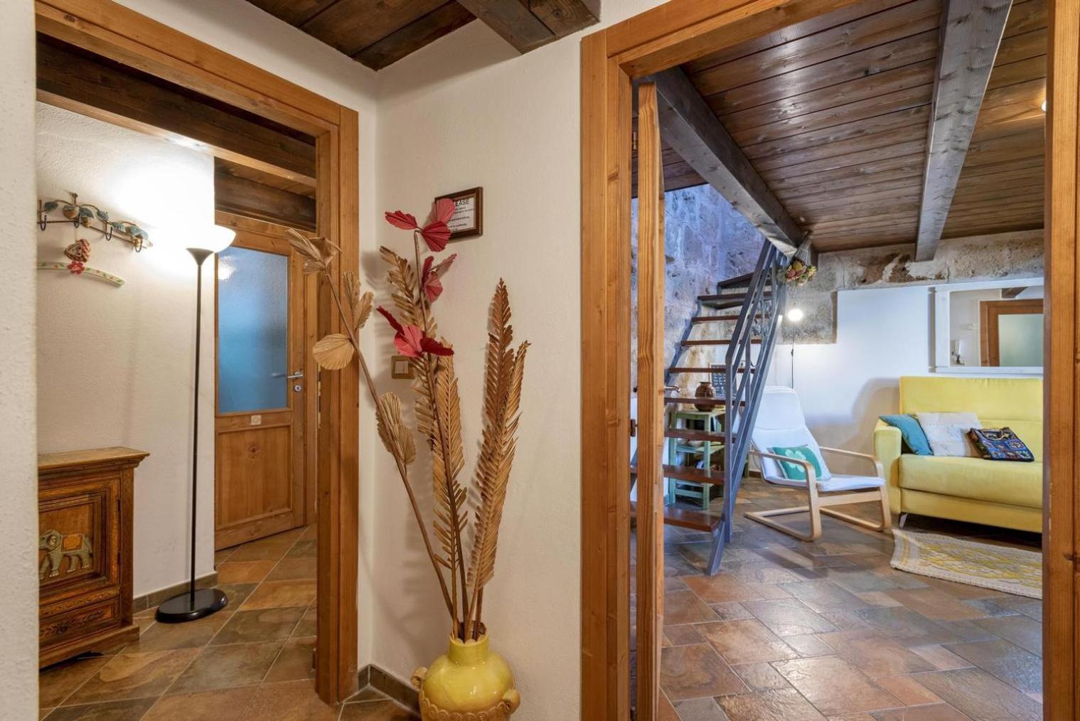 Alghero Old Town Apartment Steps To Sea And Scenic Ramparts Eksteriør billede